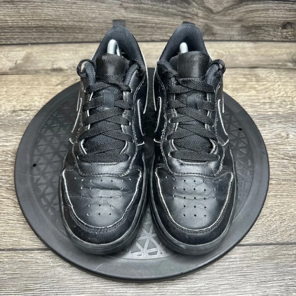 Nike Boys Court Borough BQ5448-001 Black Casual Shoes Sneakers Size 4.5 Y